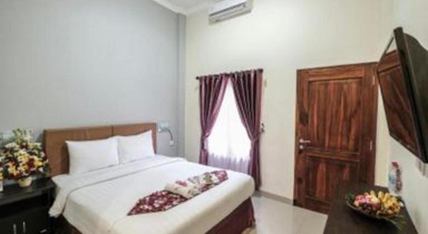 Malioboro Garden Hotel Yogyakarta Exterior photo
