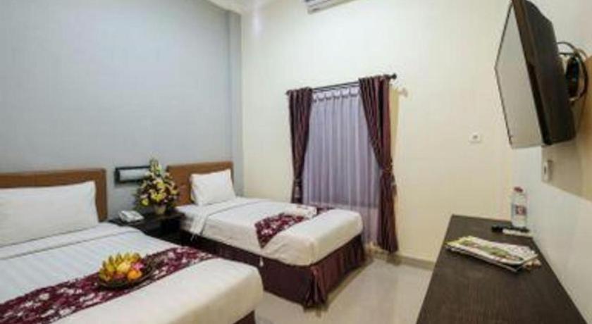 Malioboro Garden Hotel Yogyakarta Exterior photo