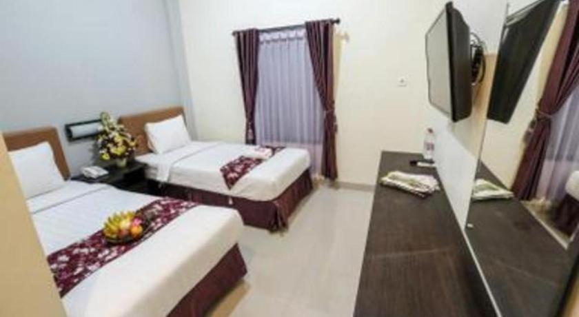 Malioboro Garden Hotel Yogyakarta Exterior photo